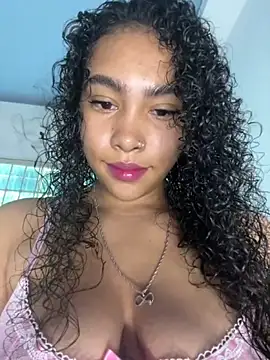 Snapshot of SophieD chatting on 03.13.26 SophieD online show from 03.13.26