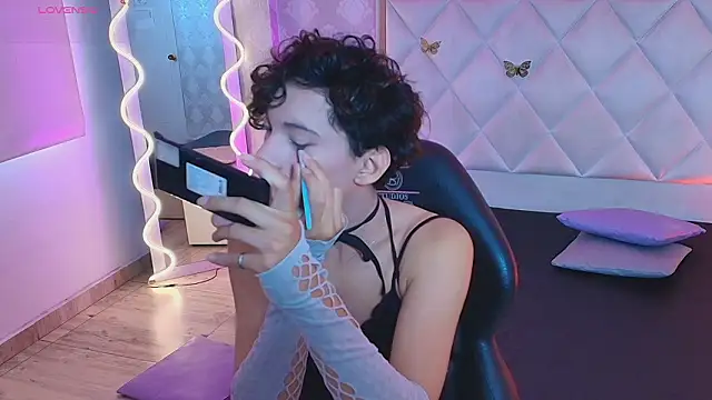 Chipi tay online show from 03.18.26