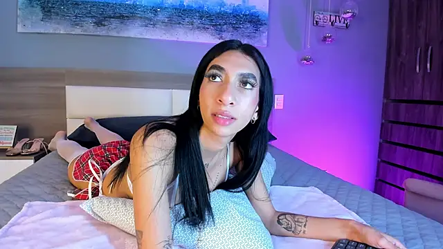  Ashly 77 online show from 11.23.25