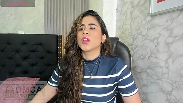 Snapshot of alicy__torres chatting on 05.23.26 alicy torres online show from 05.23.26