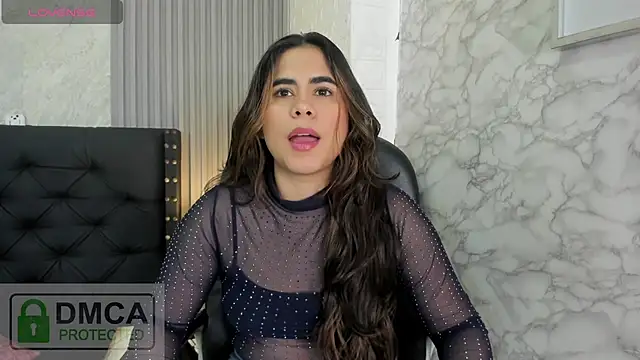 Snapshot of alicy__torres chatting on 06.13.26 alicy torres online show from 06.13.26