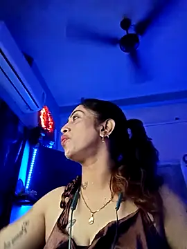 Love Beauty01 online show from 02.08.26