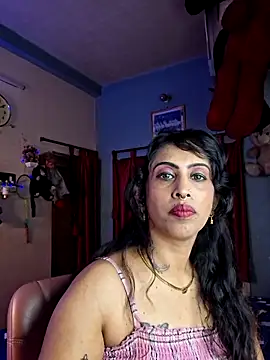 Love Beauty01 online show from 04.25.26
