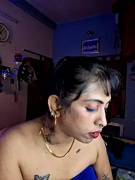 Love Beauty01 online show from 05.05.26