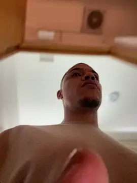 AlphaMasterXxx online show from 10.11.25