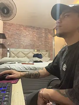 AlphaMasterXxx online show from 06.11.26