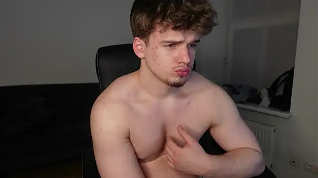 Snapshot of Ricky_Becko chatting on 03.17.26 Ricky Becko online show from 03.17.26