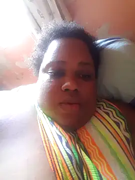 Karamelsaus online show from 10.18.25