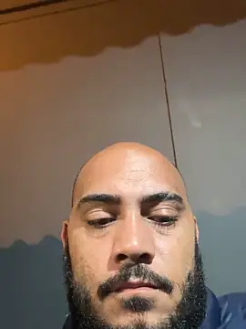 Snapshot of Morenocasado34liberal chatting on 09.25.25 Morenocasado34liberal online show from 09.25.25