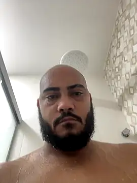 Snapshot of Morenocasado34liberal chatting on 10.14.25 Morenocasado34liberal online show from 10.14.25