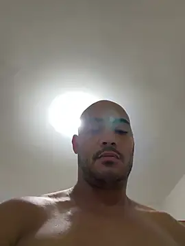 Snapshot of Morenocasado34liberal chatting on 03.18.26 Morenocasado34liberal online show from 03.18.26