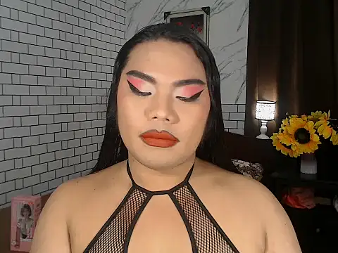 TSbrianaHugeCock online show from 09.26.25