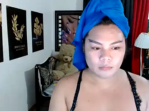 TSbrianaHugeCock online show from 04.22.26