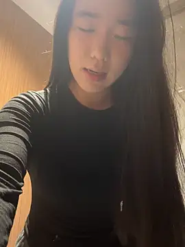 luluya1314 online show from 11.27.25