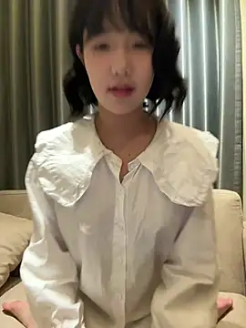 Snapshot of luluya1314 chatting on 04.06.26 luluya1314 online show from 04.06.26