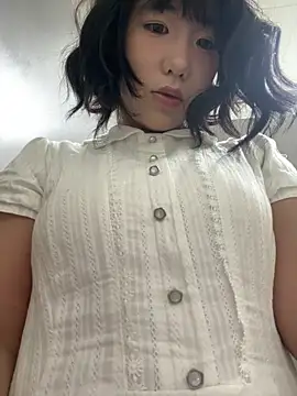 Snapshot of luluya1314 chatting on 04.23.26 luluya1314 online show from 04.23.26