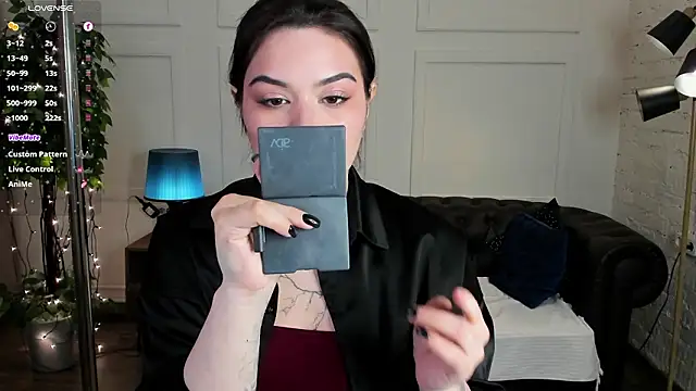 Dark Moni online show from 03.14.26