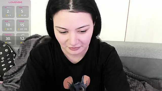Snapshot of Dark_Moni chatting on 06.27.26 Dark Moni online show from 06.27.26