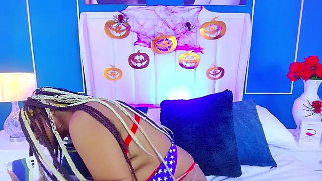 AngelaRoberts online show from 10.30.25