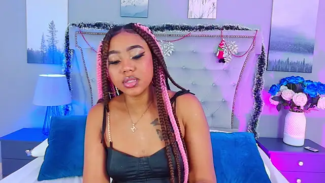 AngelaRoberts online show from 12.22.25