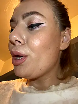 emmasweett11 online show from 09.23.25