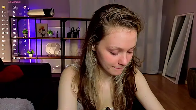 Tender beauty online show from 04.26.26