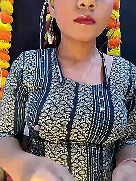 Snapshot of Horny_Ishika chatting on 02.19.26 Horny Ishika online show from 02.19.26