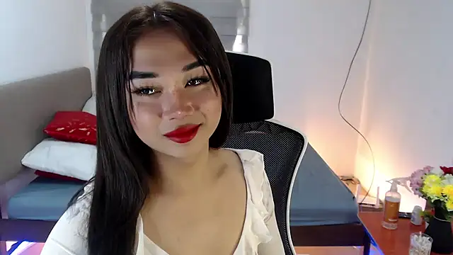 Snapshot of SultryCyraFoxmore chatting on 09.14.25 SultryCyraFoxmore online show from 09.14.25