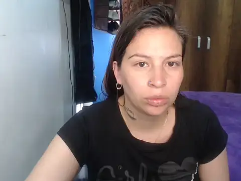 cloequeen15 online show from 03.21.26