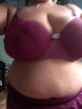 Snapshot of lady_rosie chatting on 10.18.25 lady rosie online show from 10.18.25