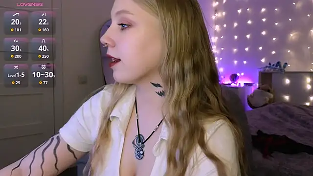 RebeccaAster online show from 04.21.26