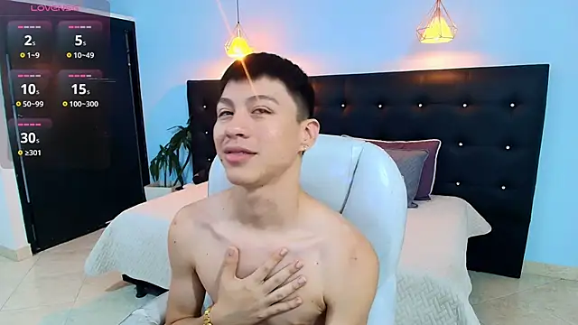 Abraham horny18 online show from 09.10.25