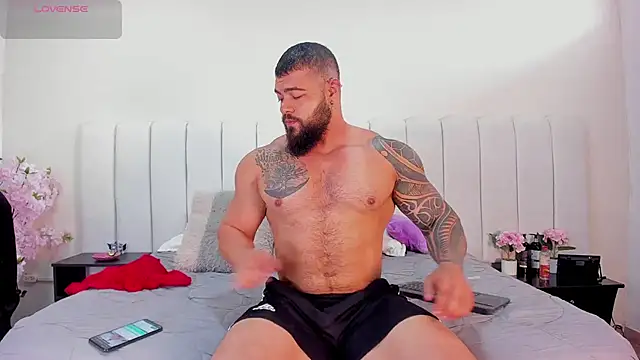 Snapshot of college_muscle_ass1 chatting on 09.15.25 college muscle ass1 online show from 09.15.25