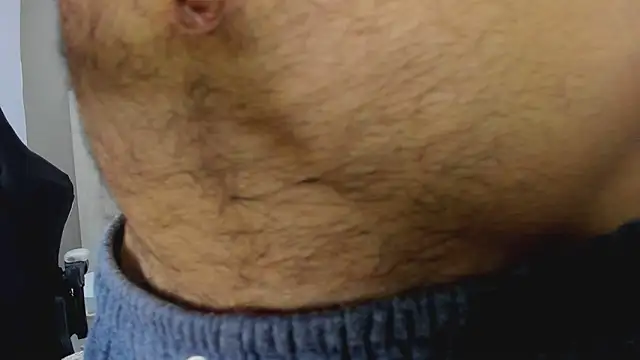 Snapshot of college_muscle_ass1 chatting on 09.21.25 college muscle ass1 online show from 09.21.25