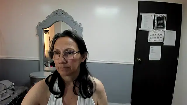Oriana Jhonson online show from 04.22.26