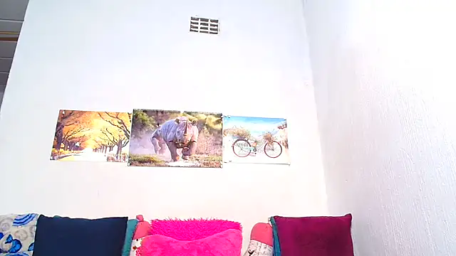 LoloQueen5 online show from 09.09.25