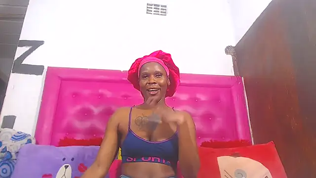 LoloQueen5 online show from 05.04.26