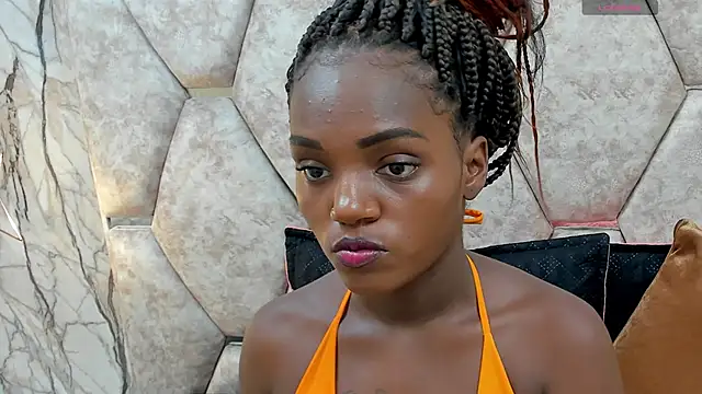 Snapshot of EXOTIC_EBONY_ chatting on 09.18.25 EXOTIC EBONY online show from 09.18.25