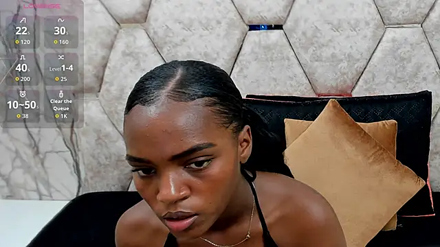 Snapshot of EXOTIC_EBONY_ chatting on 12.02.25 EXOTIC EBONY online show from 12.02.25