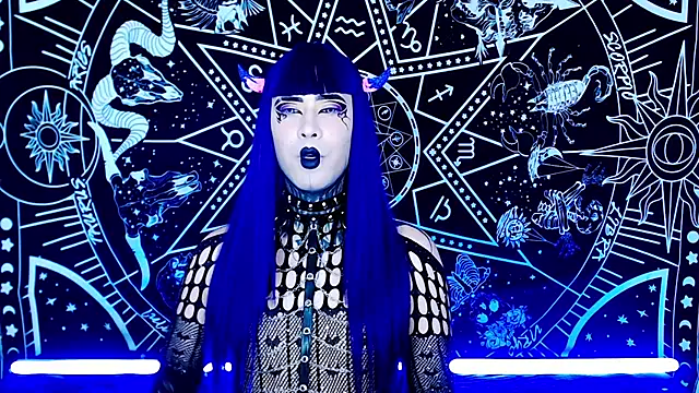 Snapshot of naomi_satan chatting on 11.22.25 naomi satan online show from 11.22.25