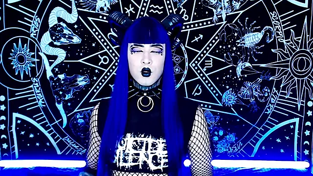 Snapshot of naomi_satan chatting on 11.26.25 naomi satan online show from 11.26.25