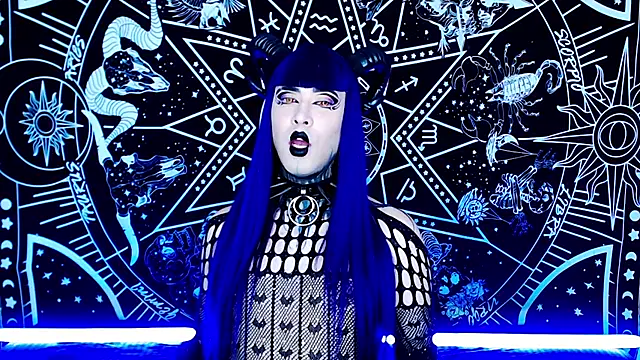 Snapshot of naomi_satan chatting on 11.29.25 naomi satan online show from 11.29.25