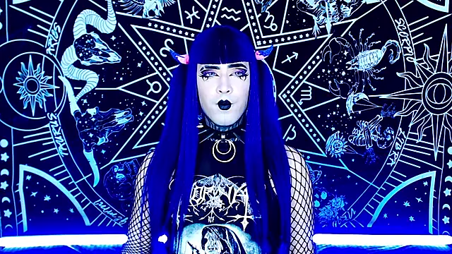 Snapshot of naomi_satan chatting on 12.04.25 naomi satan online show from 12.04.25