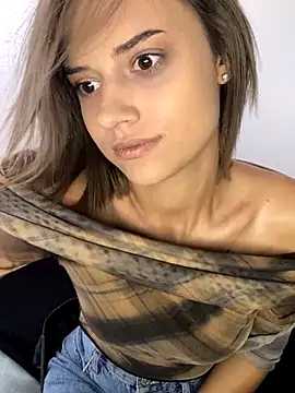 AishaKali online show from 09.19.25