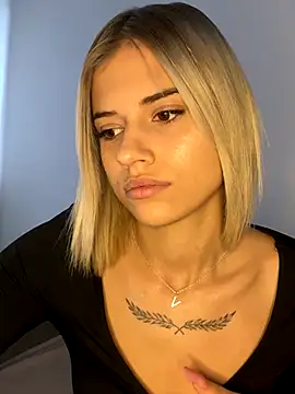 AishaKali online show from 10.03.25