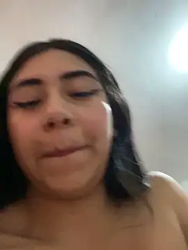 Snapshot of MaraBiker chatting on 11.19.25 MaraBiker online show from 11.19.25