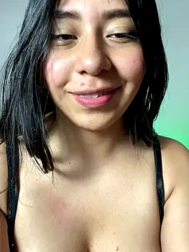 Snapshot of MaraBiker chatting on 12.16.25 MaraBiker online show from 12.16.25