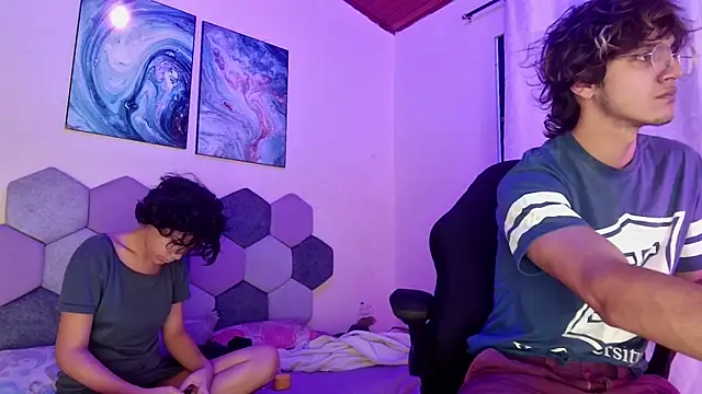 Snapshot of 2006_tgn chatting on 11.23.25 2006 tgn online show from 11.23.25