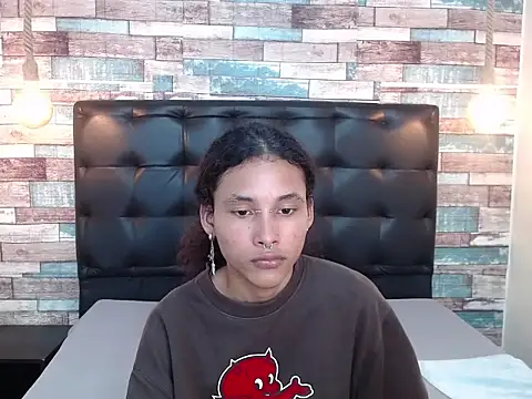 Snapshot of Andrew_Landry chatting on 10.15.25 Andrew Landry online show from 10.15.25