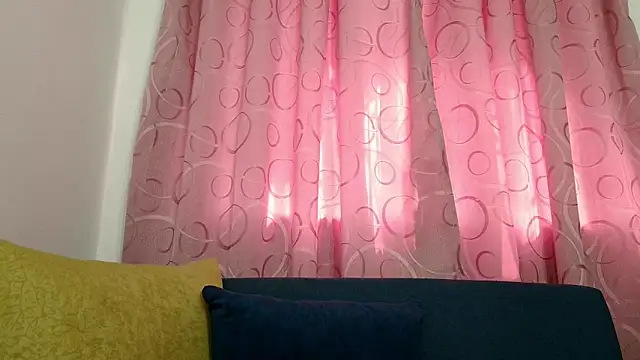 Snapshot of TifanyQueen_ chatting on 09.16.25 TifanyQueen  online show from 09.16.25